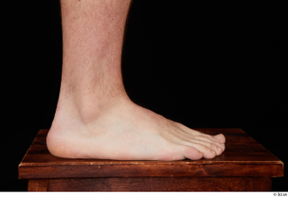 Trent foot nude 0006.jpg